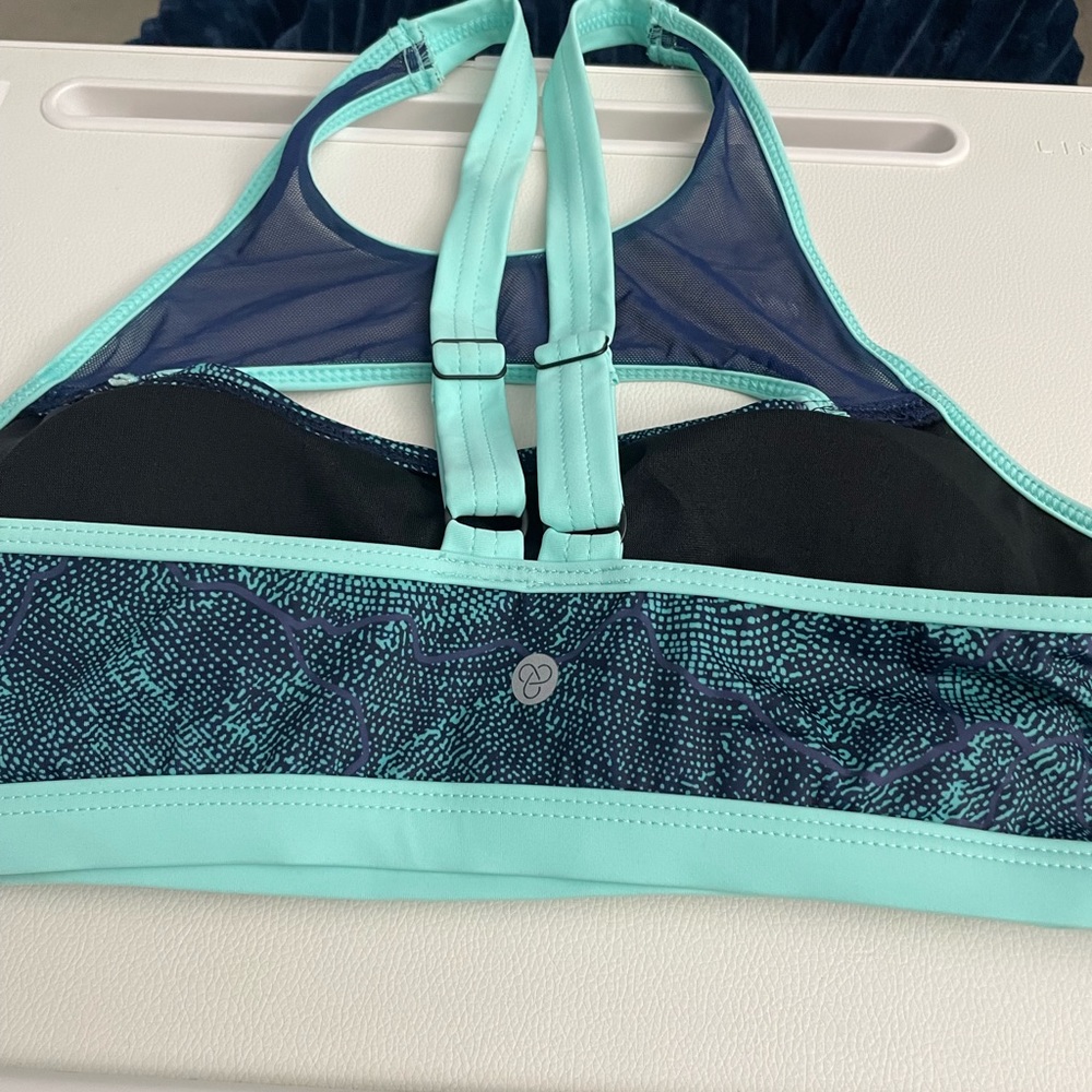 NWT Zella performance swim top - Picture 7 of 11